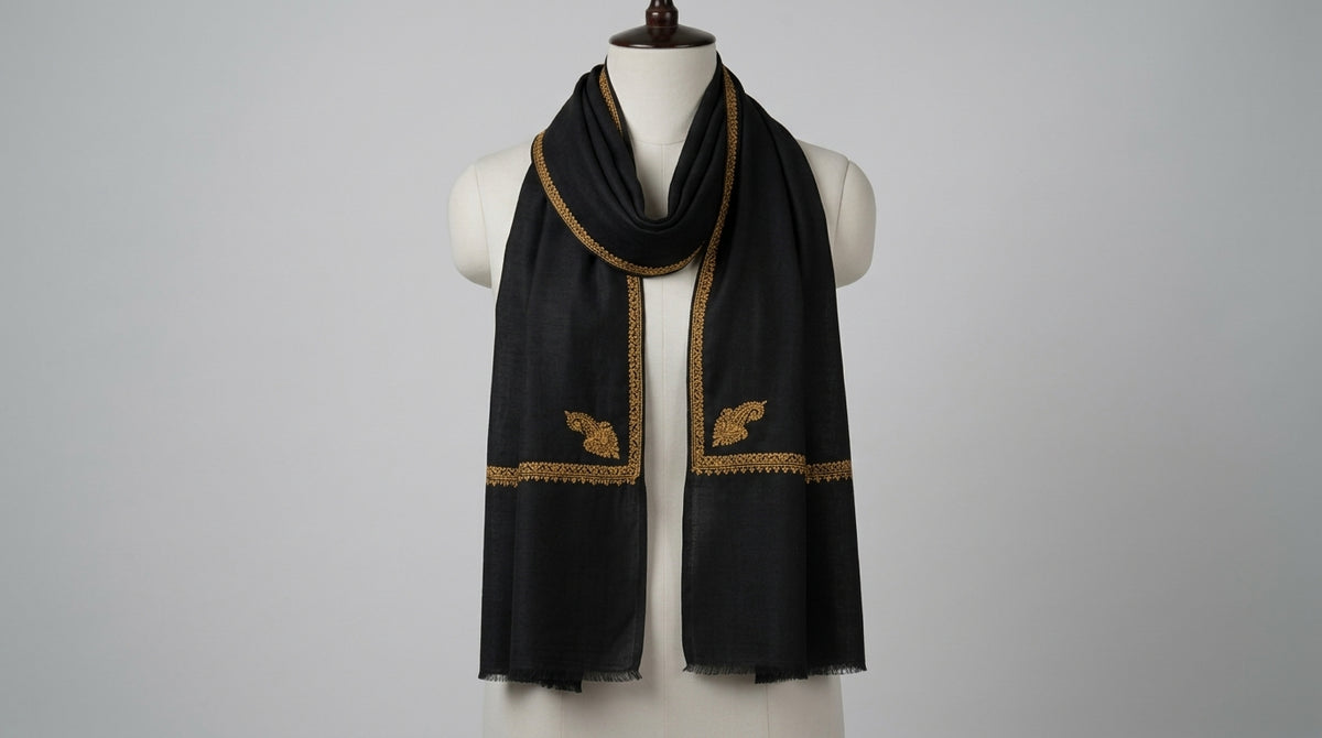Kashmiri Pashmina Shawl — Onyx & Gold
