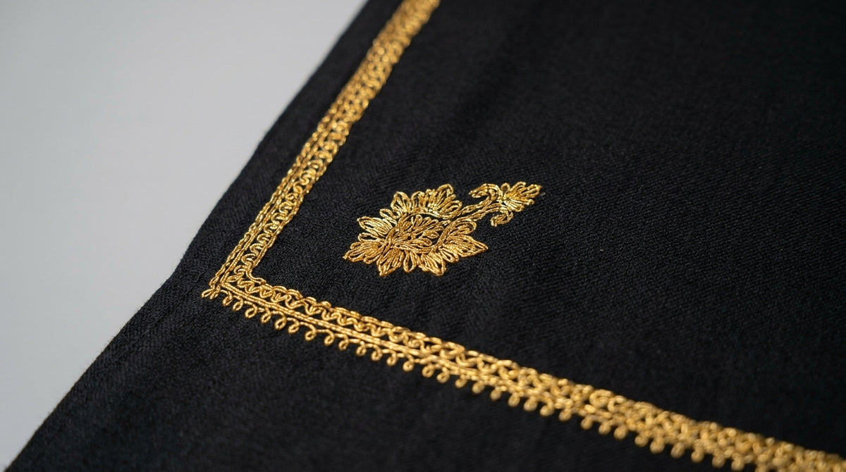 Kashmiri Pashmina Shawl — Onyx & Gold